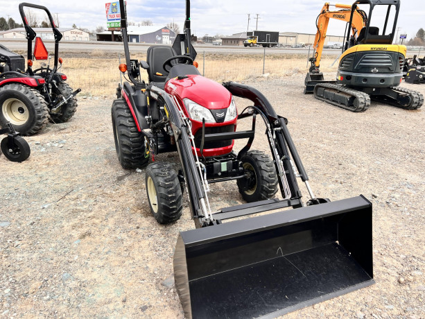 yanmar-sa425-4x4-tractor-big-1