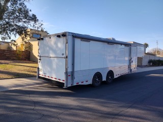 Toy hauler sundowner
