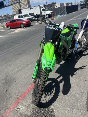 2019-kawasaki-kx450-jkf-big-2