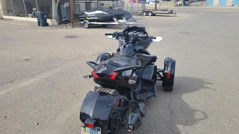 2016-can-am-spyder-st-s-big-3