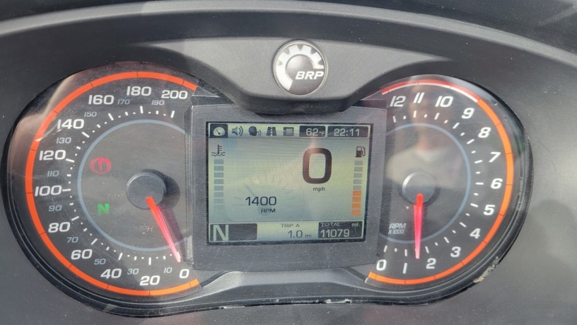 2016-can-am-spyder-st-s-big-4