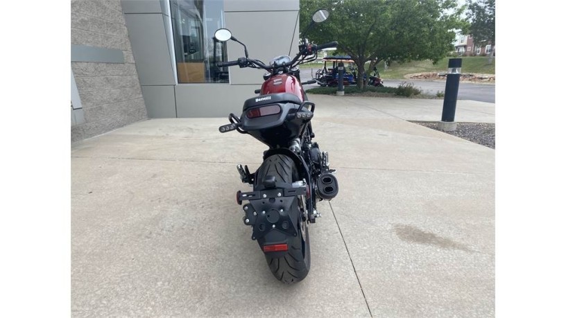 brand-new-2022-benelli-leoncino-500-big-4