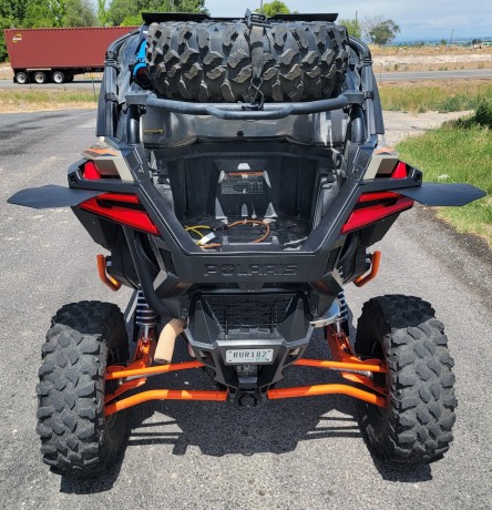 2021-polaris-pro-xp4-premium-big-4