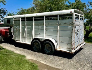 2005-ponderosa-5th-wheel-stock-trailer-big-0